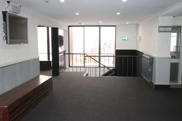Hotel 3 of 71