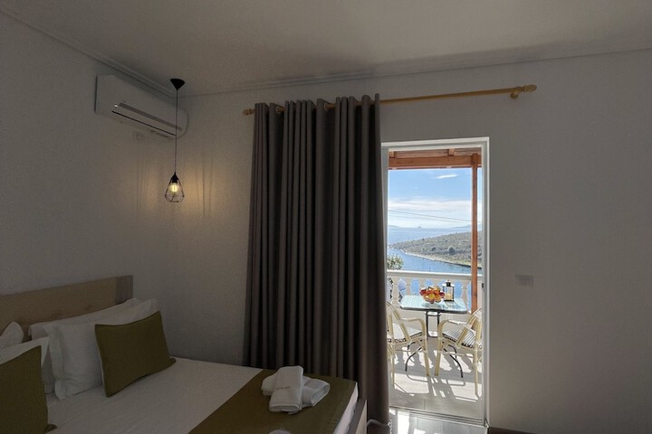 Room 27 of 111