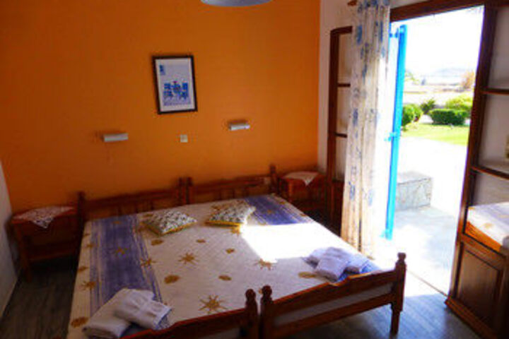 Room 5 of 39
