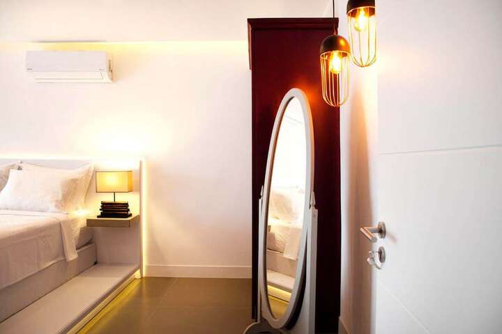 Room 3 of 35