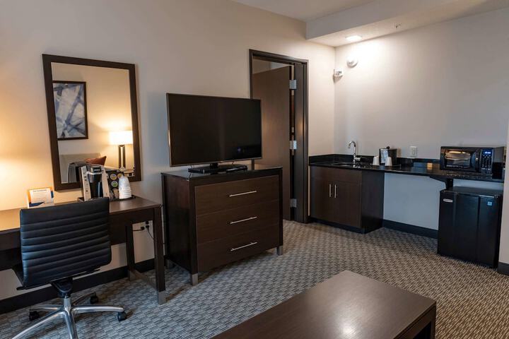 Room 13 of 54