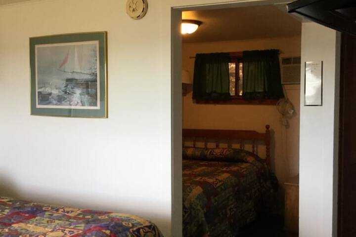Room 3 of 21