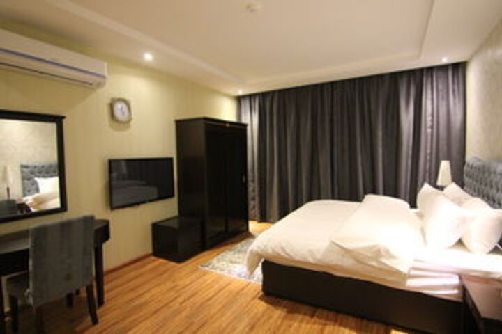 Room 3 of 19