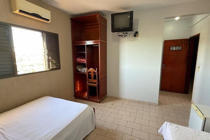 Room 42 of 88