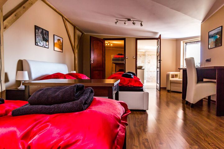 Room 10 of 51
