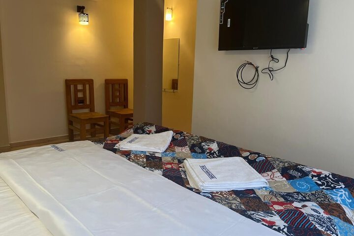 Room 7 of 28