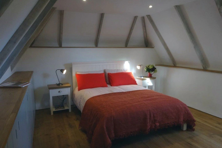 Room 7 of 7