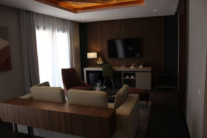 Room 6 of 19