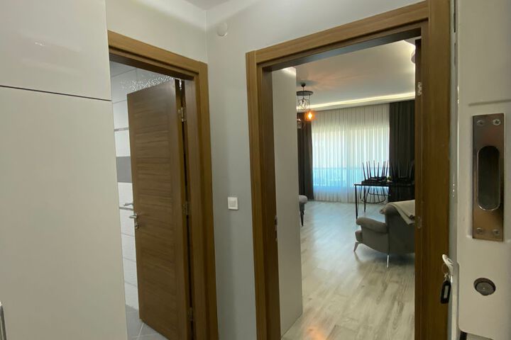 Room 5 of 5