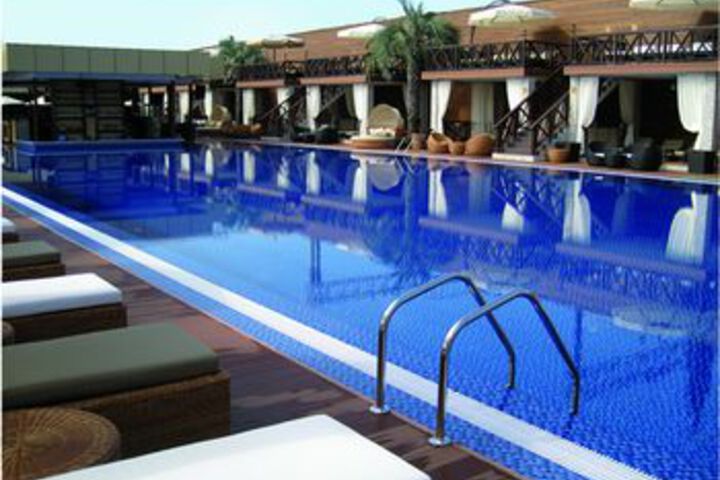Pool 64 of 87