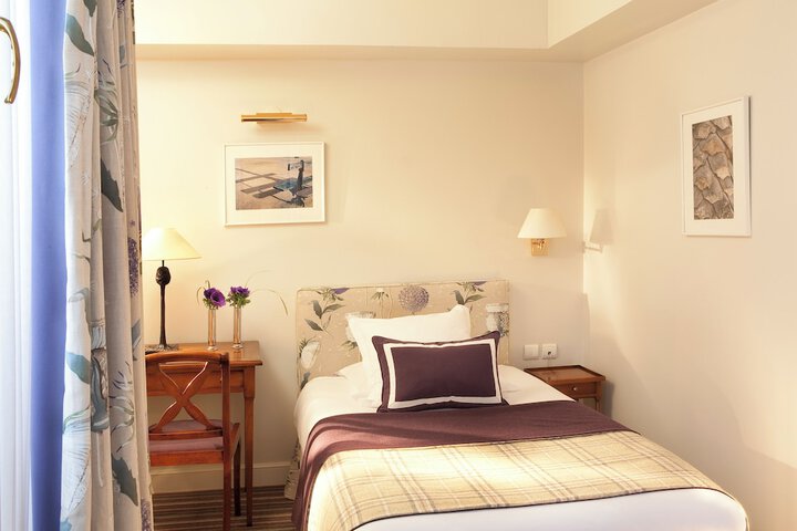 Room 16 of 58