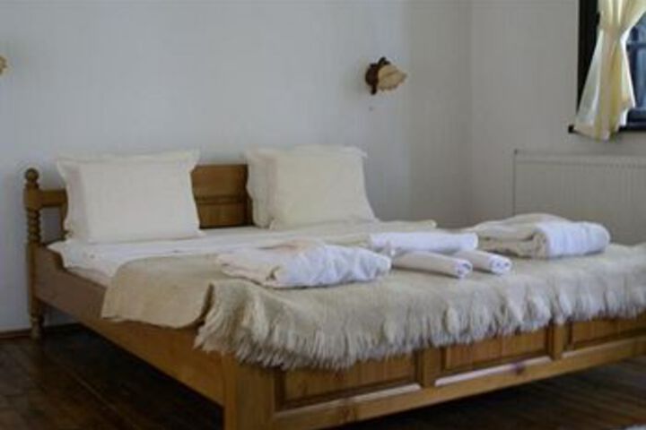 Room 6 of 23