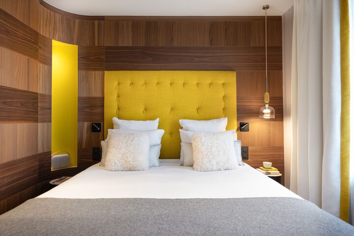 Room 15 of 68