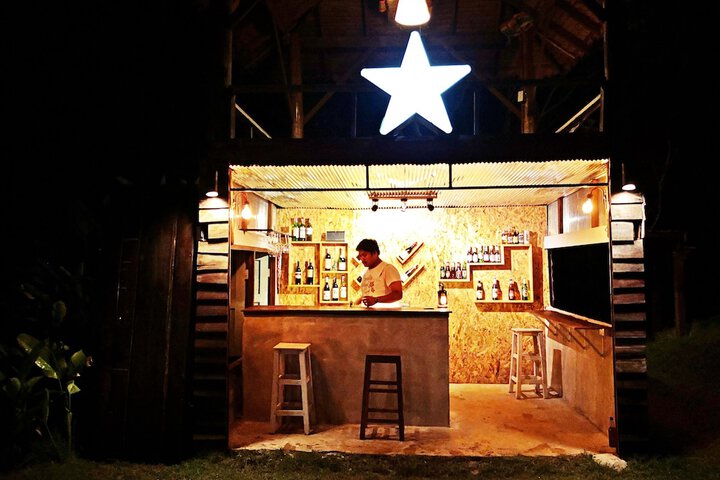 Lounge 55 of 72