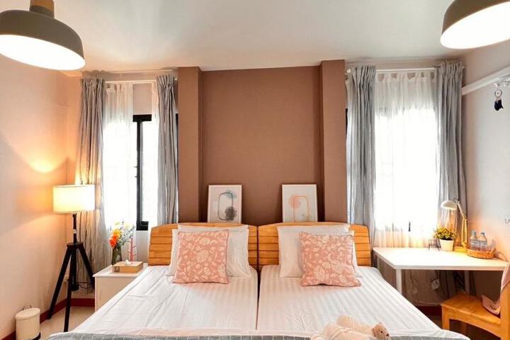 Por poshtel Kanchanaburi
