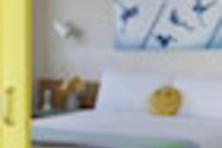 Room 77 of 255