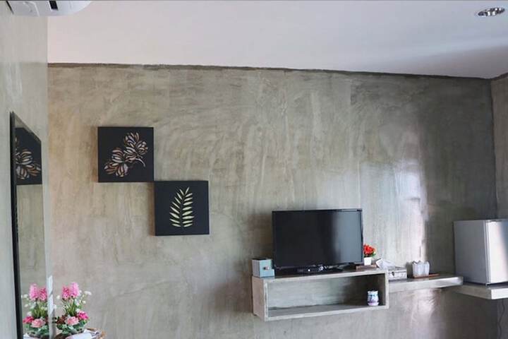 Room 16 of 30