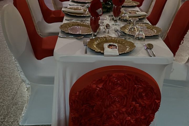 Dining 43 of 58