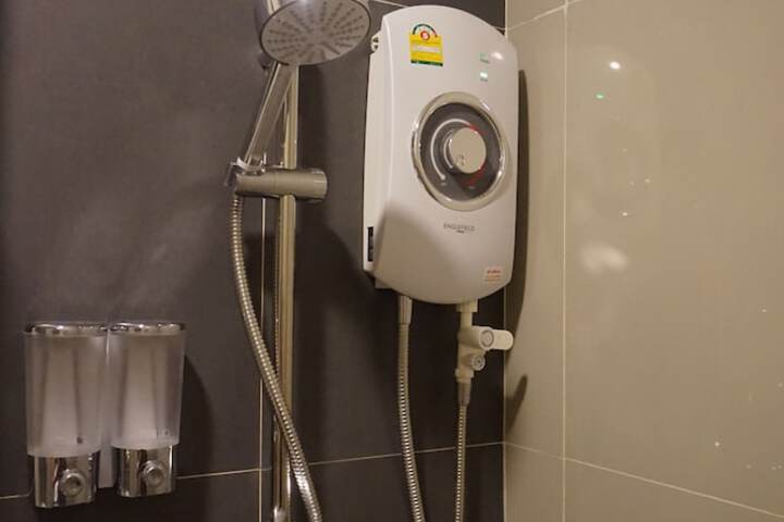 Room 51 of 61