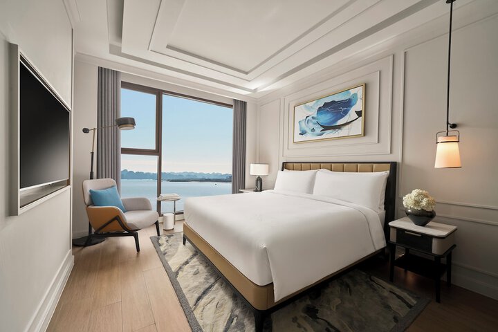 Room 34 of 145