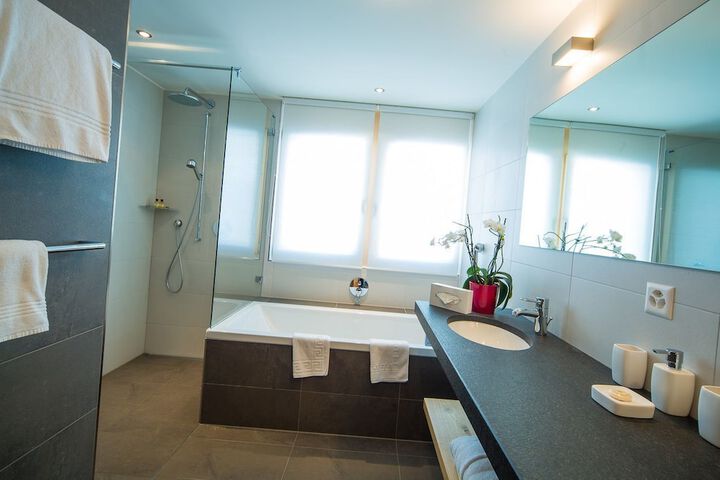 Room 14 of 53