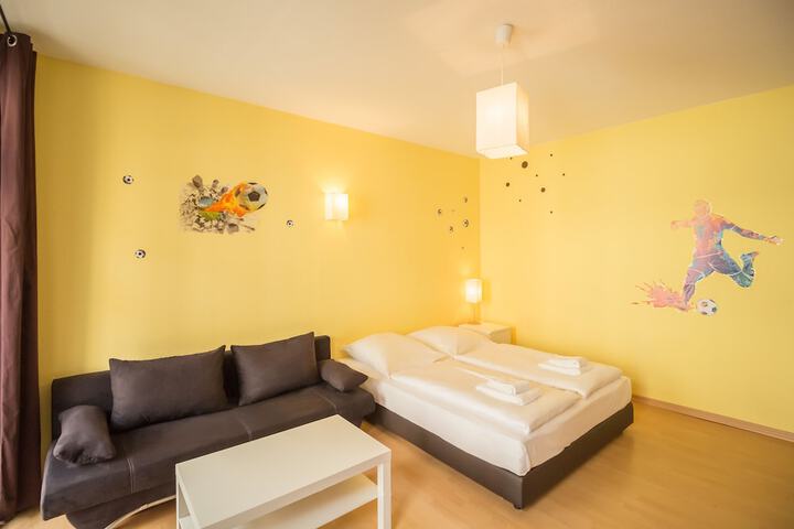 Room 15 of 114