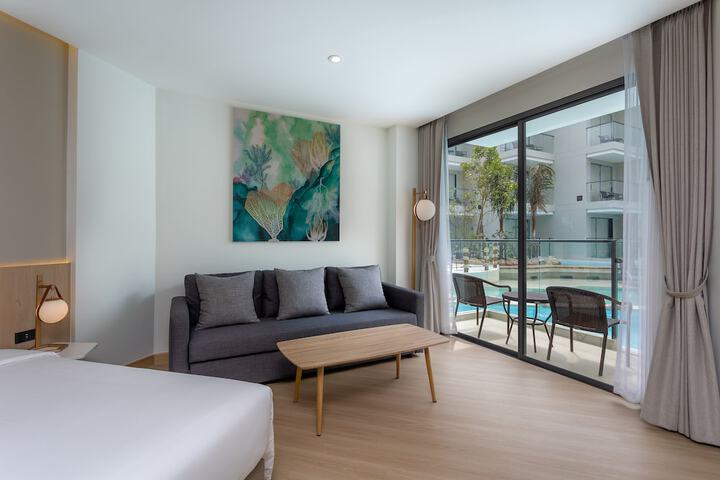 Room 5 of 95