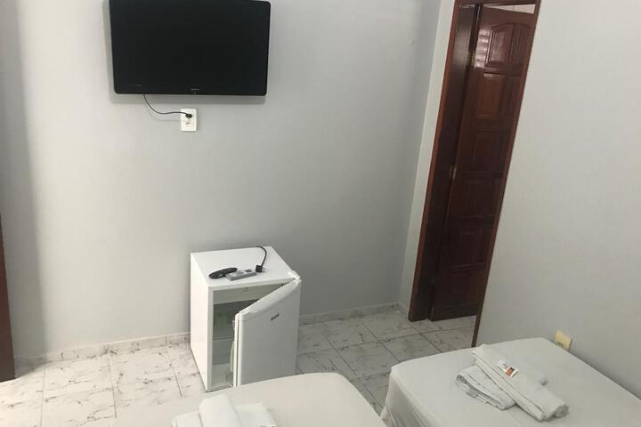 Room 4 of 38