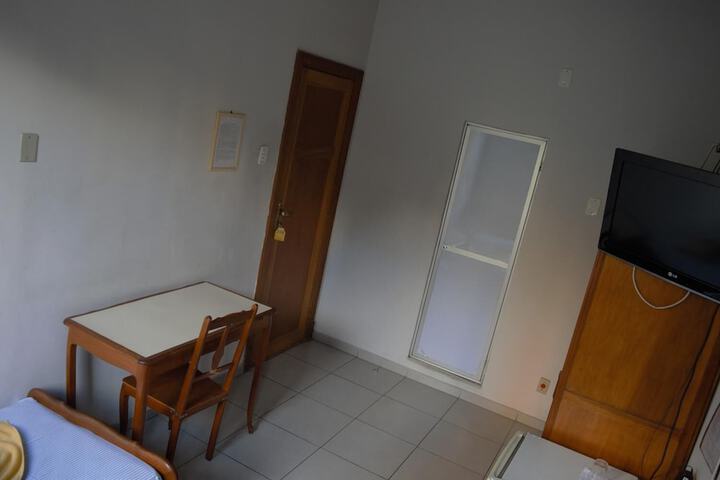 Room 19 of 43