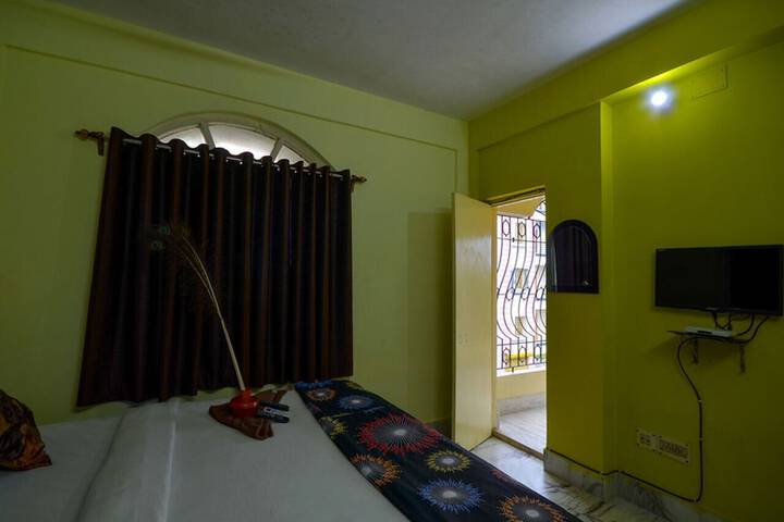 Room 9 of 13