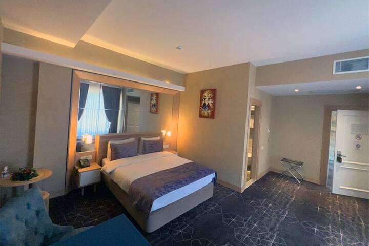 Room 19 of 64