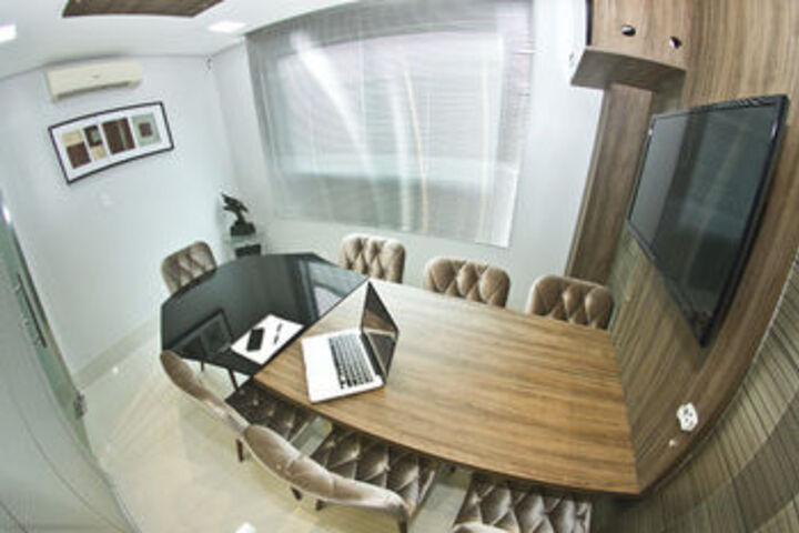 Business Center 7 of 74