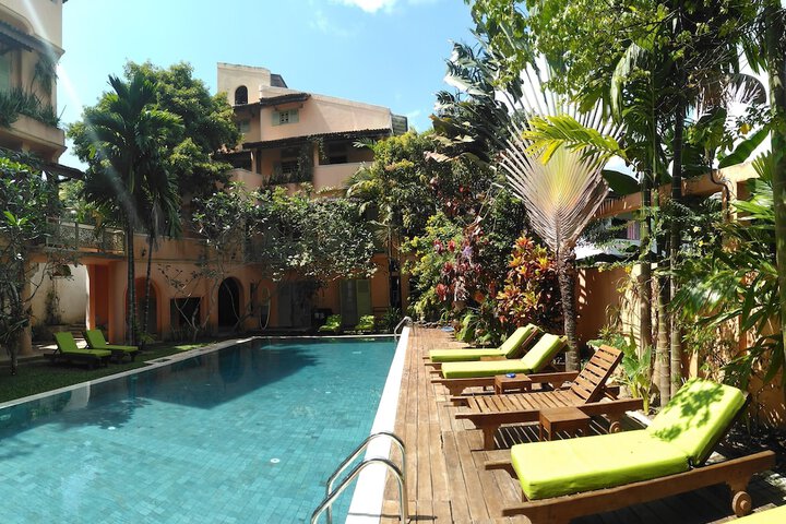Pool 43 of 77