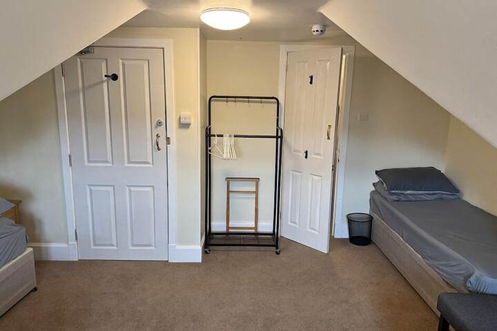 Room 49 of 89