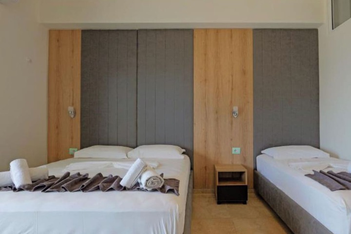 Room 20 of 48