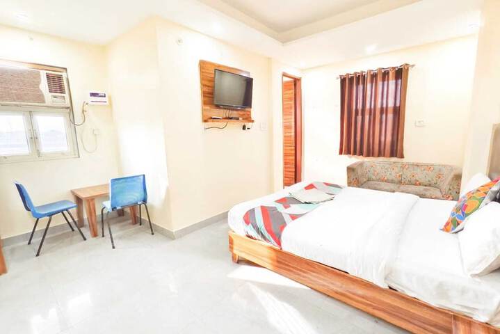 Room 11 of 22