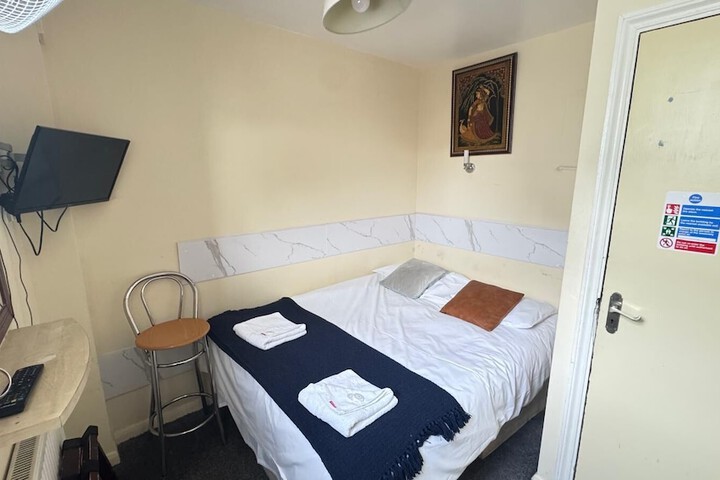 Room 31 of 118