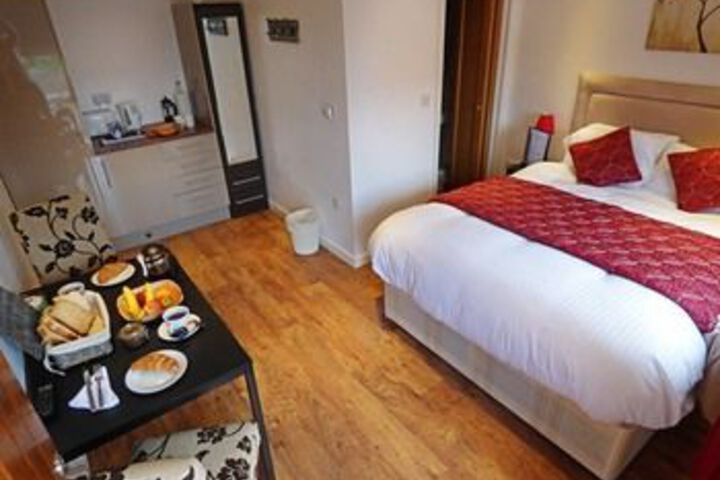 Room 16 of 25