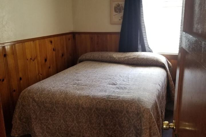Room 21 of 149
