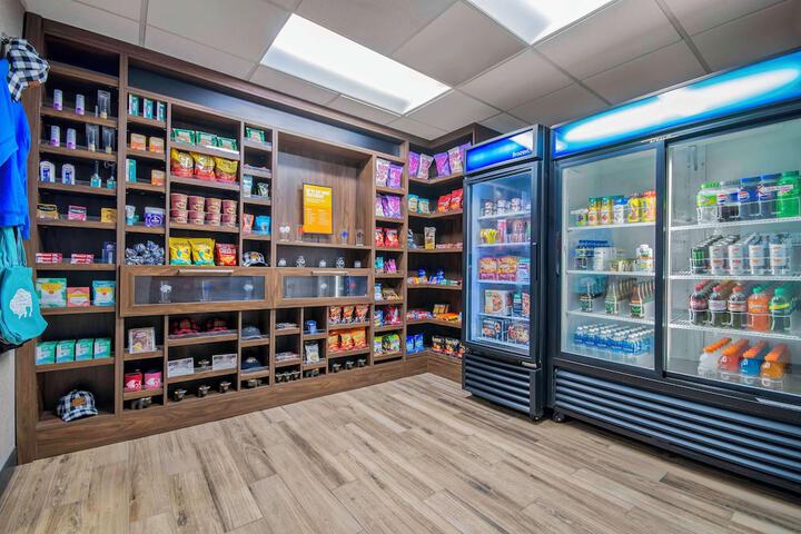 Snack bar