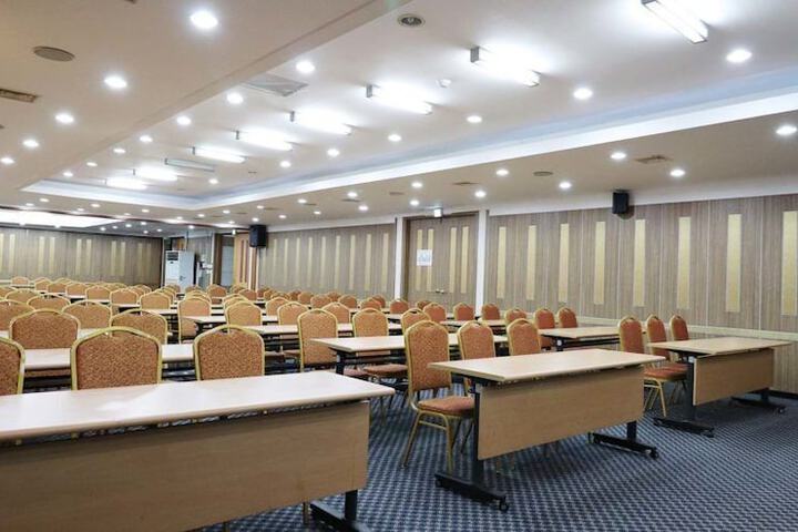 Business center