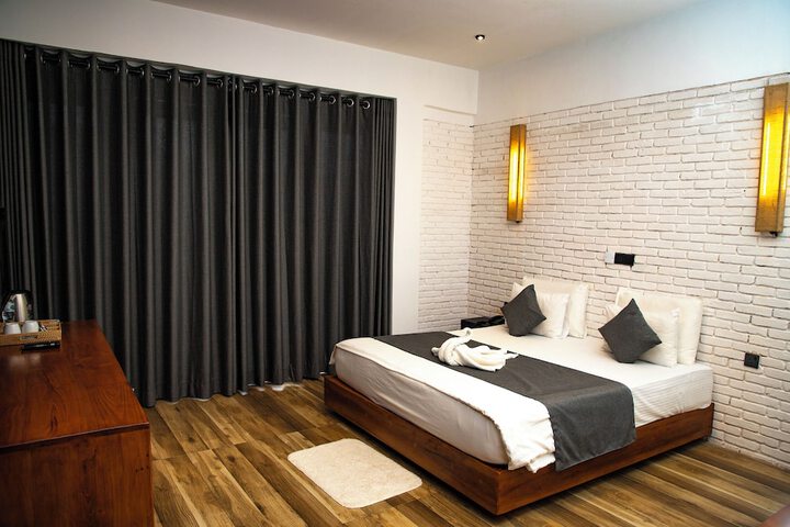 Room 13 of 45