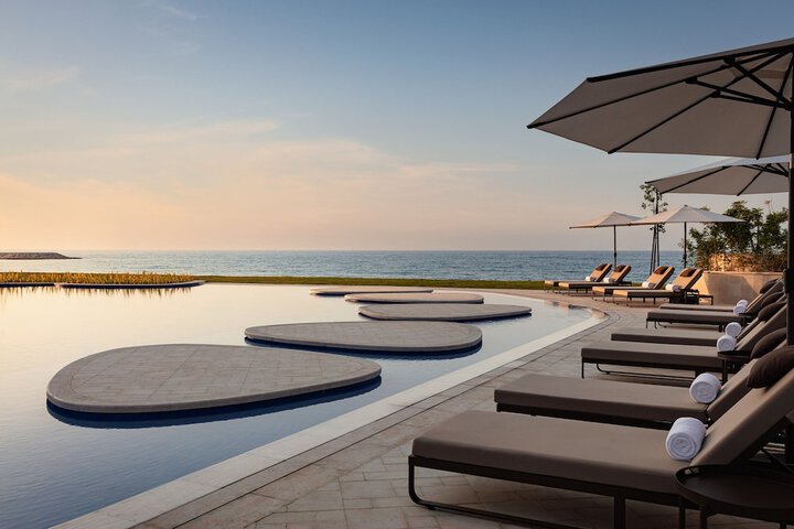 Pool 59 of 140