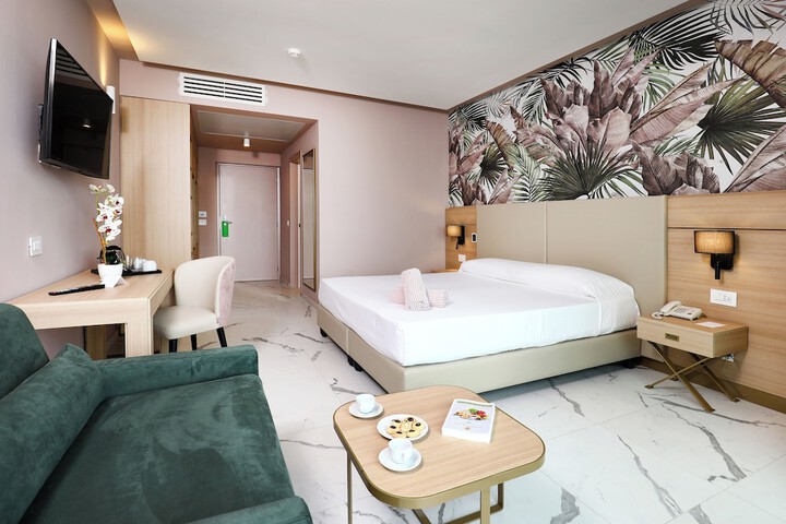 Room 15 of 45