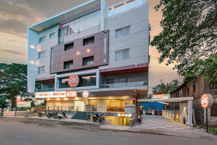 Hotel Agatya Miraj