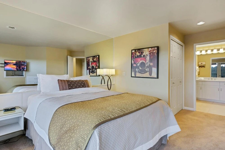 Room 5 of 19