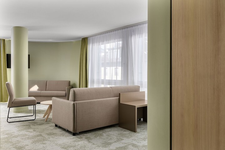Room 14 of 41