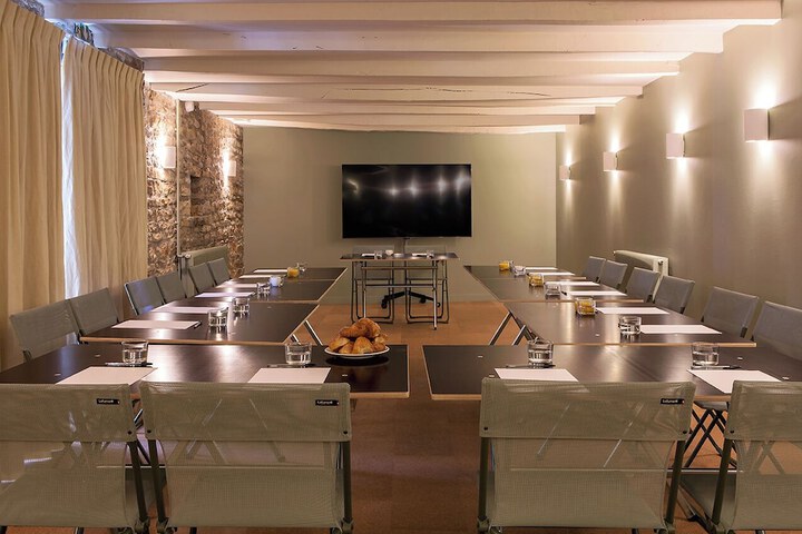Meeting 42 of 46