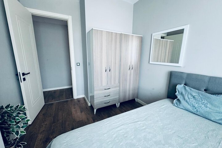 Room 32 of 115