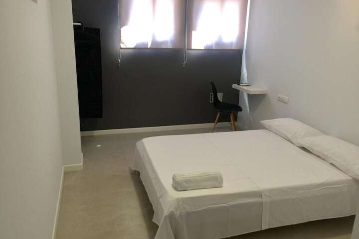 Room 6 of 23